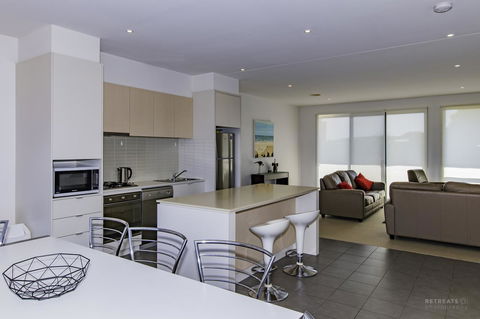 23 Coast Drive Torquay - e-Seniors 1