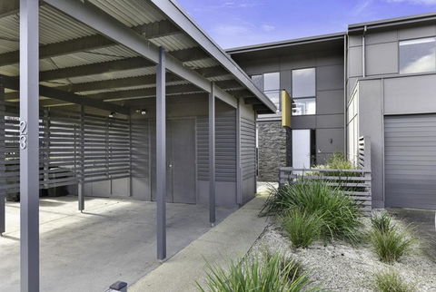 23 Coast Drive Torquay - e-Seniors 4