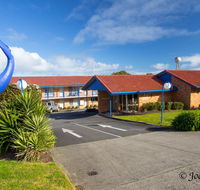 Blue Whale Motor Inn  Apartments - e-Seniors