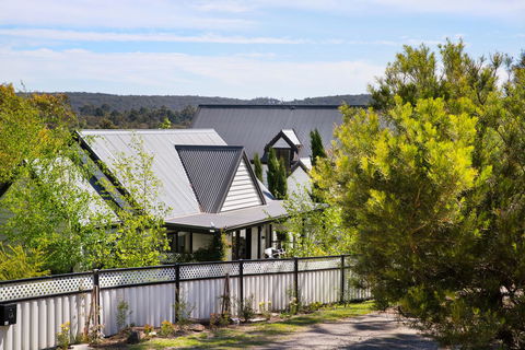 Cottage @ 4A - e-Seniors 12