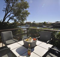 Bribie Island Canal Holiday Destination - e-Seniors
