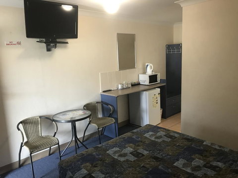 Nanango Star Motel - e-Seniors 23