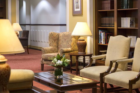 Adina Apartment Hotel Brisbane Anzac Square - e-Seniors 1