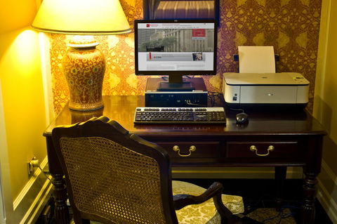 Adina Apartment Hotel Brisbane Anzac Square - e-Seniors 13