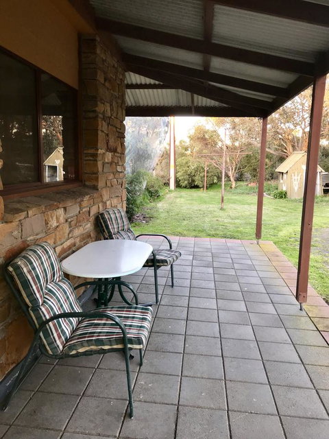 Beeâ€™s Place - 3 Bedroom Home On 10 Acres Of Land With Distant Ocean Views - e-Seniors 8