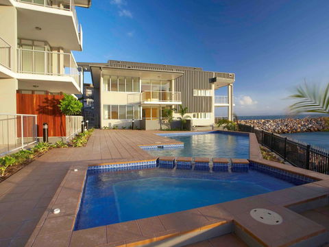 Grand Mercure Apartments Magnetic Island - e-Seniors 25
