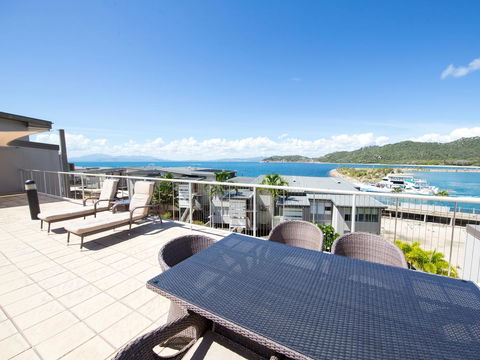 Grand Mercure Apartments Magnetic Island - e-Seniors 11