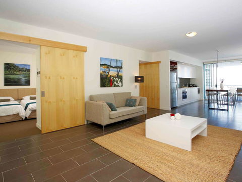 Grand Mercure Apartments Magnetic Island - e-Seniors 22