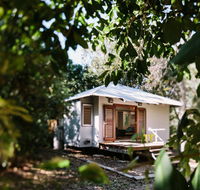 The Little Bush Hut - e-Seniors