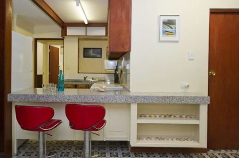 Magnetic Island Holiday House - e-Seniors 8