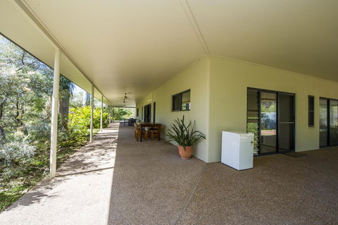 Magnetic Island Bed And Breakfast - e-Seniors 22