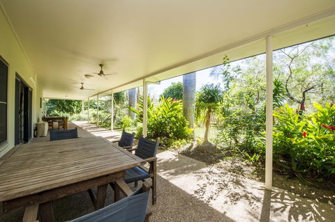 Magnetic Island Bed And Breakfast - e-Seniors 19