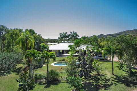 Magnetic Island Bed And Breakfast - e-Seniors 1