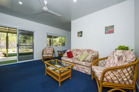 Magnetic Island Bed And Breakfast - e-Seniors 35