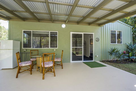 Magnetic Island Bed And Breakfast - e-Seniors 31