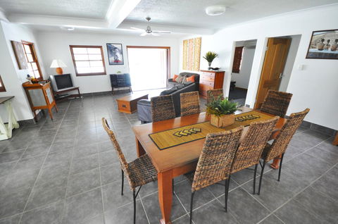 Island Adventure Holiday House - e-Seniors 7