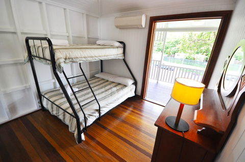 Island Adventure Holiday House - e-Seniors 14