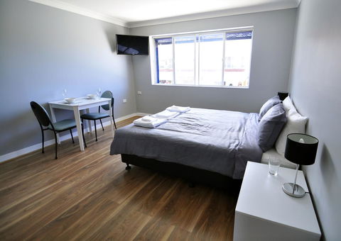 Bribie Island Square - e-Seniors 6