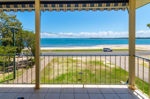 Water Views - Top Floor -Clearview Apartments South Esp, Bongaree - e-Seniors 8