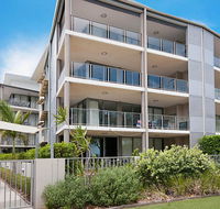 Spectacular Unit Overlooking Pumicestone Passage - Welsby Pde Bongaree - e-Seniors
