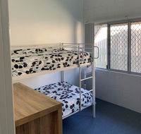 11 Anchovy Street - Tin Can Bay Summer Haven coastal retreat - e-Seniors