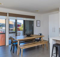 13 Shore Place - e-Seniors