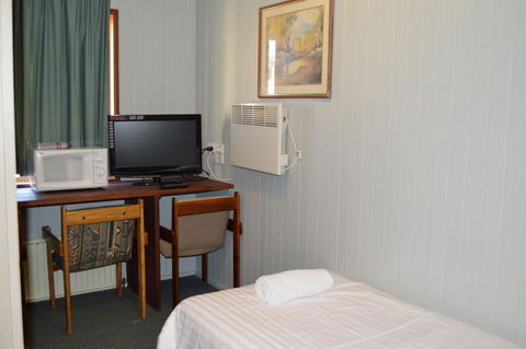 3 Lakeview Plaza - e-Seniors 1