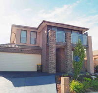 4 Bed 2 And A Half Bath Luxury Villa in Point Cook - e-Seniors