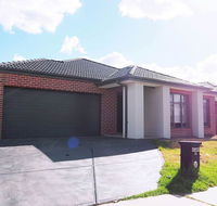 5 Bed 2 Bath big house - e-Seniors