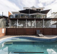 5 bedroom with POOL and Studio Vues Relaxantes - e-Seniors