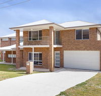 5B BENT STREET - LARGE HOUSE WITH DUCTED AIR CON WIFI  FOXTEL - e-Seniors