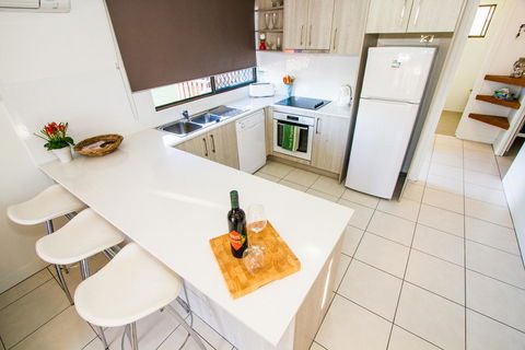 A Lure - e-Seniors 3