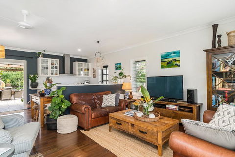 A PERFECT STAY - Byron Hills Hinterland Retreat - e-Seniors 2