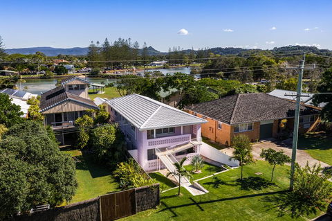 A PERFECT STAY - Sunset Beach - Surfside - e-Seniors 2