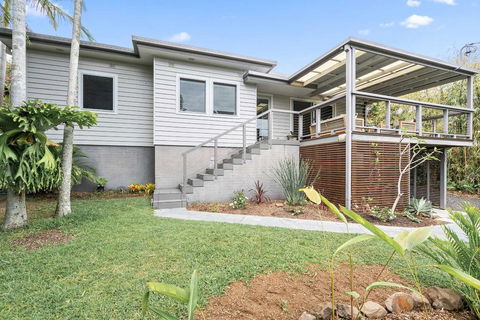 A PERFECT STAY - The White Rabbit - e-Seniors 3