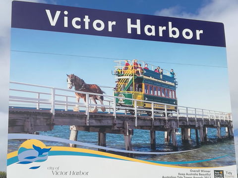 A Victor Harbour Retreat Aldinga Tony's Music Cottage - e-Seniors 2