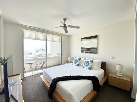 Absolute Beachfront - Cabarita Beach - Ocean Views - 3 Bed Apartment - e-Seniors 3