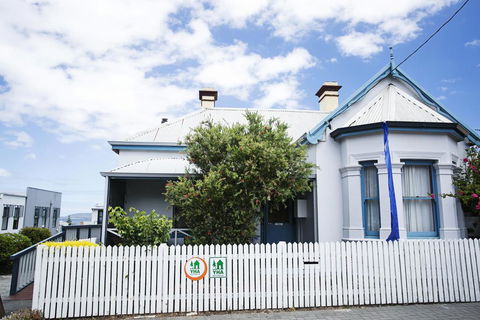 Albany Bayview Lodge YHA - e-Seniors 2