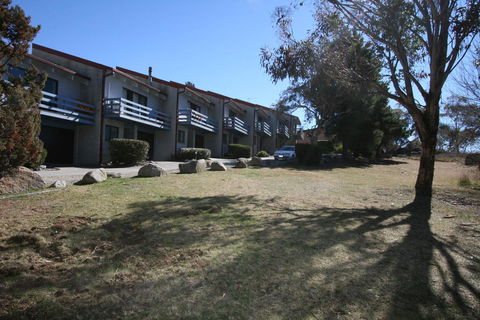 Alpha Centauri Townhouses - e-Seniors 0