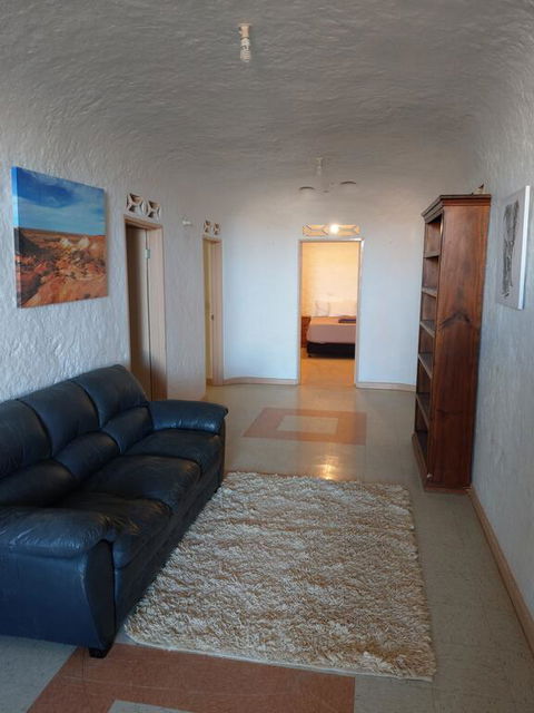 ANTE STREET DUGOUT - e-Seniors 2