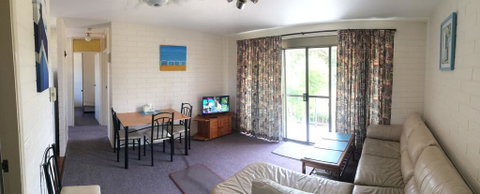 Aquarius Holiday Apartments - e-Seniors 3