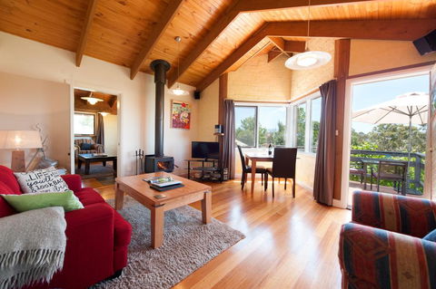 Art At Linden Gate - e-Seniors 2