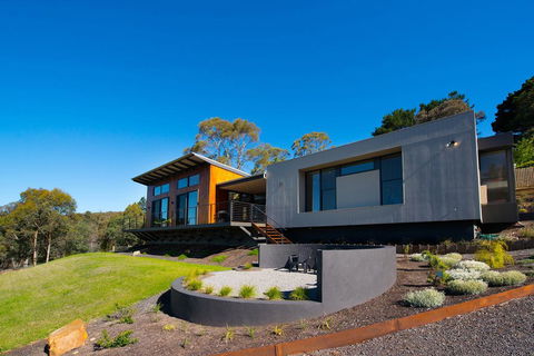Aura House - e-Seniors 0