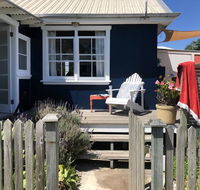 Avalon Seafarers Beachfront - e-Seniors