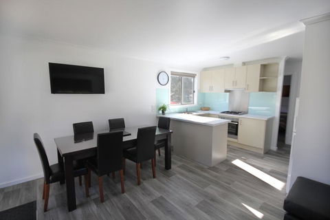 Avondel Caravan Park - e-Seniors 3