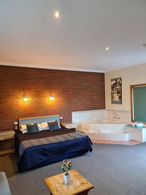 Bairnsdale Tanjil Motor Inn - e-Seniors 1