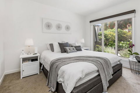 BANGALOW - MORNINGTON - e-Seniors 2