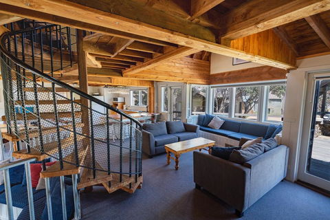 Banjo's Chalet, Alpine-getaways - e-Seniors 3
