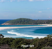 Barefoot' 7/44 Marine Drive - Fabulous Fingal Bay - e-Seniors