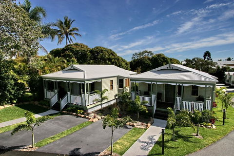 Barney Beach Accommodation - e-Seniors 0